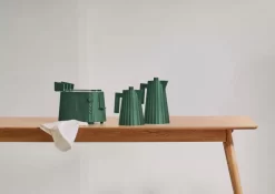 Alessi Plissé Broodrooster Tang Groen 11 Alessi Plissé Broodrooster Tang Groen -Meubelwinkel x886x886 0001mdl0606 108ambgroupagegreen300dpi1250pxl.jpg.pagespeed.ic .F CNTuCXrN 3