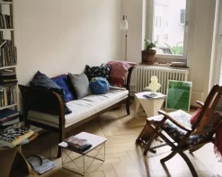 Vitra Tweedekansje - Butterfly Stool Kruk Esdoorn -Meubelwinkel x886x886 0375.jpg.pagespeed.ic .qKlsG9MmeC