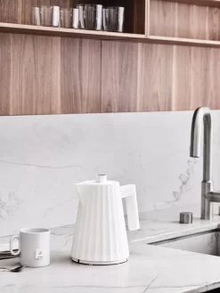 Alessi Plissé Waterkoker 1L Wit 19 Alessi Plissé Waterkoker 1L Wit -Meubelwinkel x886x886 alessi pliss waterkoker 1 l9.jpg.pagespeed.ic .Gfc459mc2t