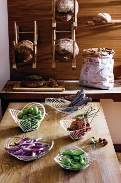 Alessi Trinity Schaal Ø43 Chroom 10 Alessi Trinity Schaal Ø43 Chroom -Meubelwinkel x886x886 alessi trinity schaal sfeer 1.jpg.pagespeed.ic .Gh lIDe8Wy