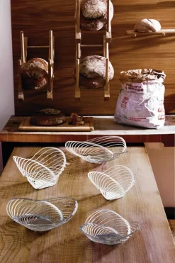 Alessi Trinity Schaal Ø43 Chroom 9 Alessi Trinity Schaal Ø43 Chroom -Meubelwinkel x886x886 alessi trinity schaal sfeer 2.jpg.pagespeed.ic .RCUKCA cG