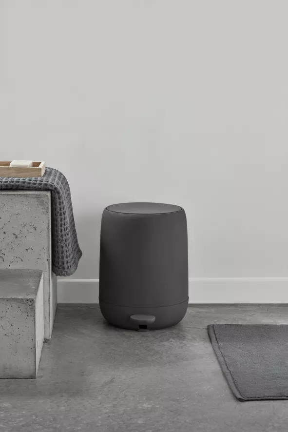 Blomus Sono Pedaalemmer 5L Tan 7 Blomus Sono Pedaalemmer 5L Tan - Afbeelding 7