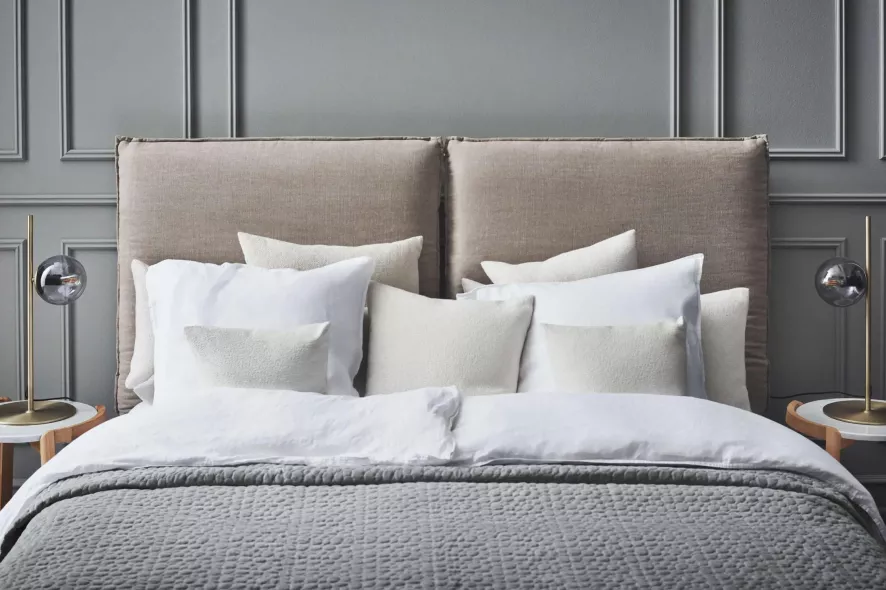 Bolia Feng Hoofdbord Bed Bouclé Beige 4 Bolia Feng Hoofdbord Bed Bouclé Beige - Afbeelding 4