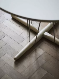 Carl Hansen & Son E020 Embrace Tafel 139.5cm Eiken Zwart, Wit Geolied -Meubelwinkel x886x886 carl hansen son e020 embrace tafel 79 5cm eiken6.jpg.pagespeed.ic .0Hd7CTH32p