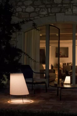 Emu Cone Small Tafellamp LED Blue Flowers -Meubelwinkel x886x886 emu cone big buitenlamp led1.jpg.pagespeed.ic .iQvXR292km