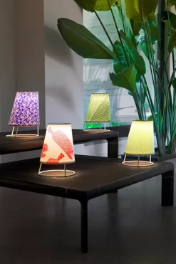 Emu Cone Small Tafellamp LED Blue Flowers -Meubelwinkel x886x886 emu cone small tafellamp led oplaadbaar.jpg.pagespeed.ic .GWh6Pc8 Yl