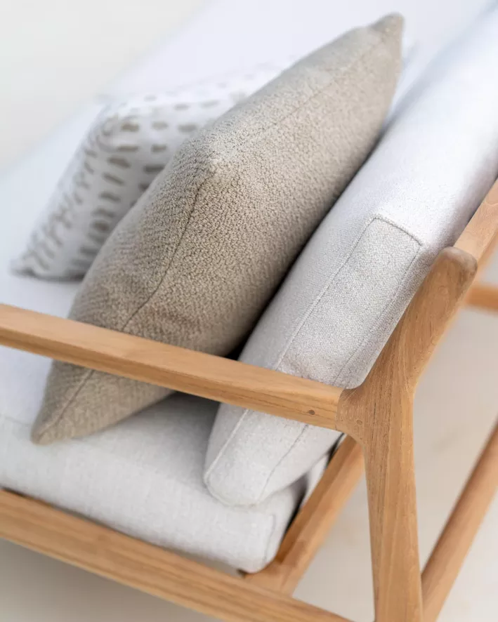 Ethnicraft Boucle Light Outdoor Kussen 50x50 Oat 14 Ethnicraft Boucle Light Outdoor Kussen 50x50 Oat - Afbeelding 14