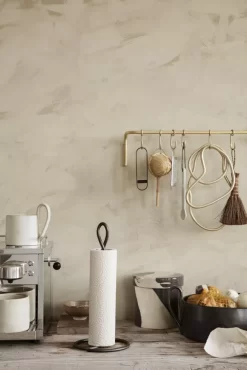 Ferm Living Curvature Keukenrolhouder Zwart/messing -Meubelwinkel x886x886 ferm living curvature keukenrolhouder4.jpg.pagespeed.ic .vVOvYh92Wi