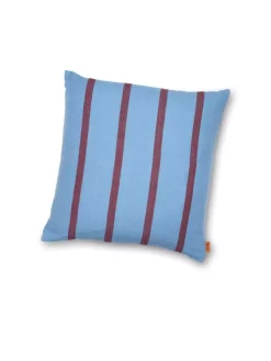 Ferm Living Grand Kussen 50x50 Faded Blue/Burgundy 18 Ferm Living Grand Kussen 50x50 Faded Blue/Burgundy -Meubelwinkel x886x886 ferm living grand kussen 50x506.jpg.pagespeed.ic .uHIkZuMFrb