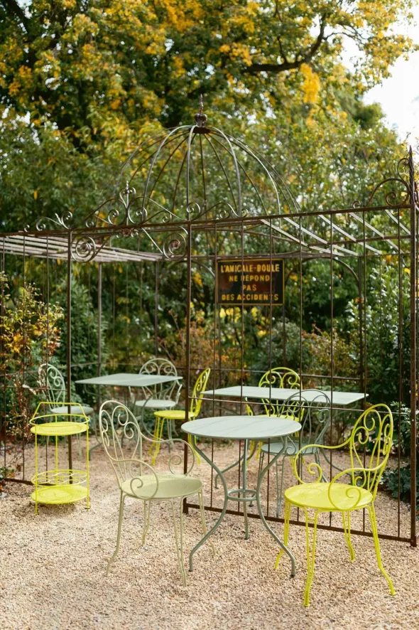 Fermob 1900 Tuinstoel Met Armleuning Rosemary 3 Fermob 1900 Tuinstoel Met Armleuning Rosemary - Afbeelding 3