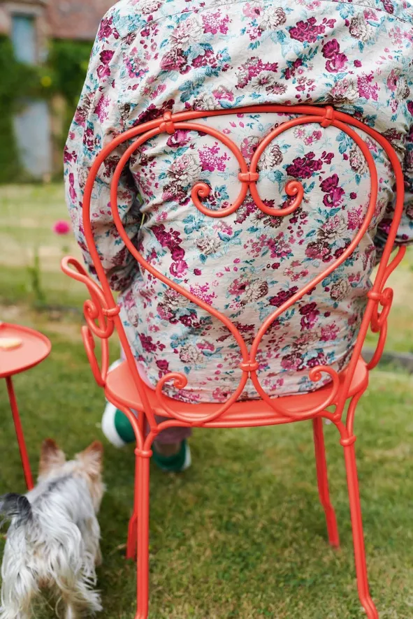 Fermob 1900 Tuinstoel Met Armleuning Rosemary 5 Fermob 1900 Tuinstoel Met Armleuning Rosemary - Afbeelding 5