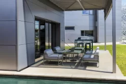 Fermob Bellevie Statafel 140x80 Poppy -Meubelwinkel x886x886 fermob bellevie fauteuil kussen wit3.jpg.pagespeed.ic .5 n8TNO2DJ 1