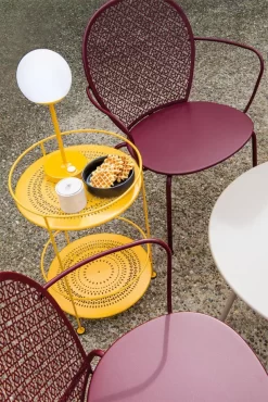 Fermob Lorette Tuinstoel Met Armleuning Cotton White -Meubelwinkel x886x886 fermob lorette conversation bench tuinbank25.jpg.pagespeed.ic .tnckSVSDO4 1