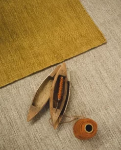 Finarte Norm Vloerkleed 160x230 Mosterd -Meubelwinkel x886x886 finarte norm vloerkleed 140x2009.jpg.pagespeed.ic .V9lHz7dpLo