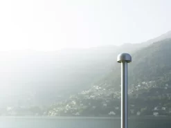 Flos Bellhop Sokkellamp LED Laag Donkerbruin -Meubelwinkel x886x886 flos bellhop sokkellamp led laag6.jpg.pagespeed.ic .0U21HiV5LQ 1