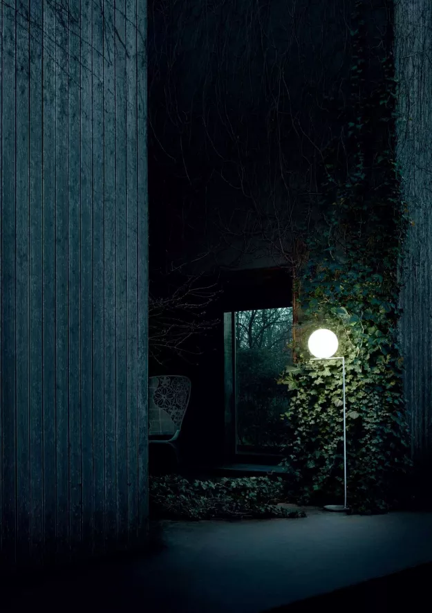 Flos IC Lights F2 Outdoor Vloerlamp Donkerbruin, Voet Beige 6 Flos IC Lights F2 Outdoor Vloerlamp Donkerbruin, Voet Beige - Afbeelding 6