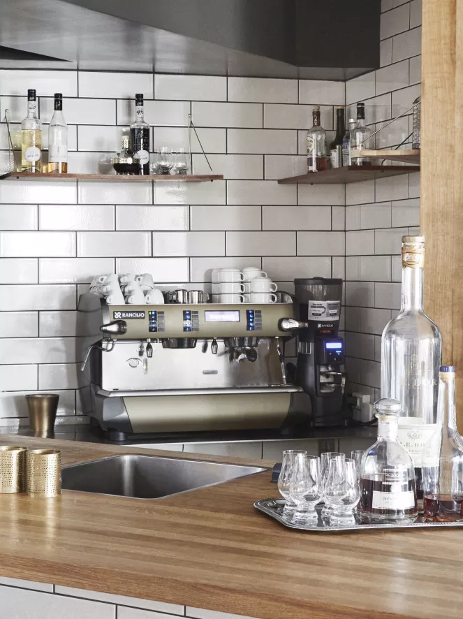 Frama Shelf Wandplank 40x20 Naturel/roestvrijstaal 9 Frama Shelf Wandplank 40x20 Naturel/roestvrijstaal - Afbeelding 9