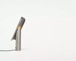 Frama T-lamp Tafellamp LED Messing -Meubelwinkel x886x886 frama t lamp tafellamp led20.jpg.pagespeed.ic .oCkC8QfPe6