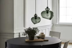 Frandsen Grace Hanglamp Ø23 Champagne Met Messing Fitting 10 Frandsen Grace Hanglamp Ø23 Champagne Met Messing Fitting -Meubelwinkel x886x886 frandsen grace hanglamp9.jpg.pagespeed.ic . cyz8 0buc
