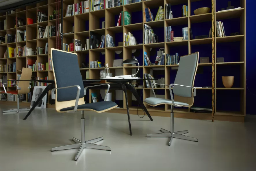 Fritz Hansen KAISER Idell Luxus Bureaulamp Matzwart 12 Fritz Hansen KAISER Idell Luxus Bureaulamp Matzwart - Afbeelding 12