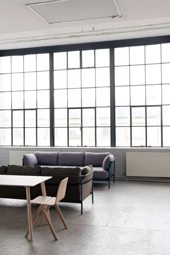 Hay Can Bank 2-zits Frame Verchroomd Staal, Roden 04 12 Hay Can Bank 2-zits Frame Verchroomd Staal, Roden 04 - Afbeelding 12