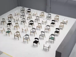 Normann Copenhagen Herit Armchair Smoked Oak Stoel Synergy Zand -Meubelwinkel x886x886 herit armchair oak stoel1.jpg.pagespeed.ic .u2DuuLt py