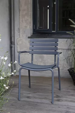 Houe ReClips Tuinset Circum Tuintafel Zwart + 2 ReClips Tuinstoelen Met Armleuning Blauw -Meubelwinkel x886x886 houe reclips tuinset circum tuintafel zwart 2 reclips tuinstoel11.jpg.pagespeed.ic .jfamy53BMd