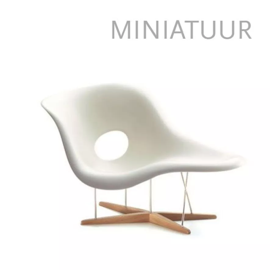 Vitra La Chaise Miniatuur 2 Vitra La Chaise Miniatuur - Afbeelding 2