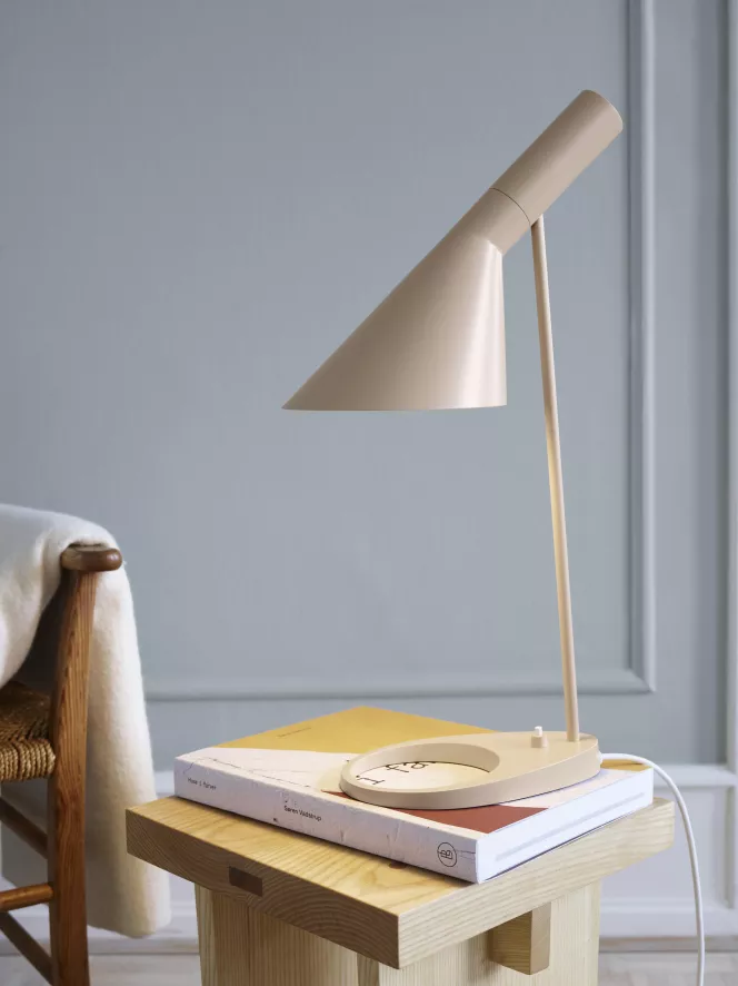 Louis Poulsen AJ Bureaulamp V3 White 6 Louis Poulsen AJ Bureaulamp V3 White - Afbeelding 6
