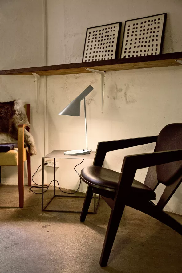 Louis Poulsen AJ Bureaulamp V3 White 4 Louis Poulsen AJ Bureaulamp V3 White - Afbeelding 4