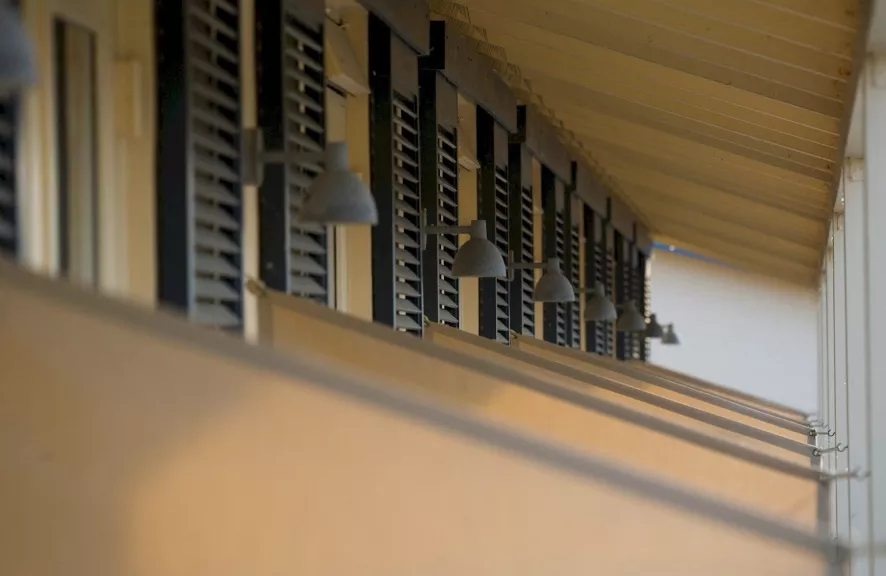 Louis Poulsen Toldbod 220 Wandlamp Zwart 3 Louis Poulsen Toldbod 220 Wandlamp Zwart - Afbeelding 3