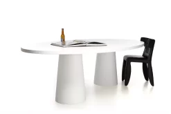 Moooi Container Tafel Ovaal 260x150 Eiken Wit -Meubelwinkel x886x886 moooi container oval tafel wit 260 sfeer 1 1.jpg.pagespeed.ic .88iidN2qIn