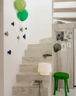 Muuto The Dots Haak Ø13 Burnt Orange -Meubelwinkel x886x886 muuto the dots hakenset sfeer 3.jpg.pagespeed.ic .p6awR8fml5