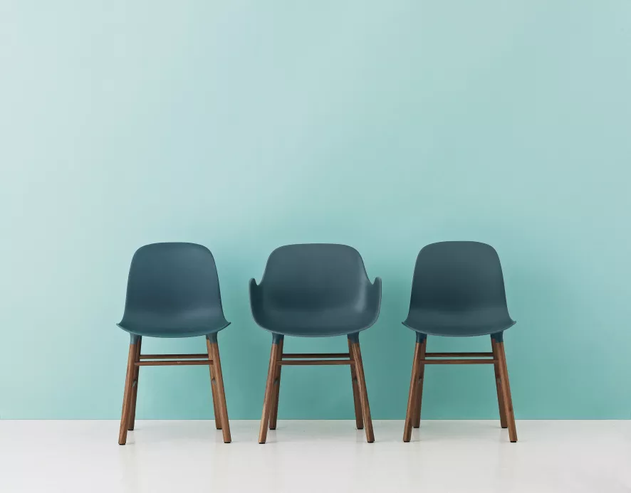 Normann Copenhagen Form Armchair Stoel Met Eiken Onderstel Zwart 12 Normann Copenhagen Form Armchair Stoel Met Eiken Onderstel Zwart - Afbeelding 12