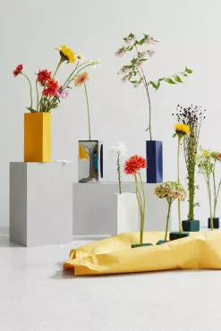 Northern Into Vaas Donkerblauw 10 Northern Into Vaas Donkerblauw -Meubelwinkel x886x886 northern into vaas5.jpg.pagespeed.ic .8X jdsMMVi