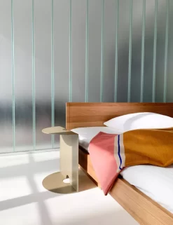 Objekte Unserer Tage Weber Bijzettafel Luminous Red -Meubelwinkel x886x886 objekte unserer tage weber bijzettafel14.jpg.pagespeed.ic .xL6IZOl K