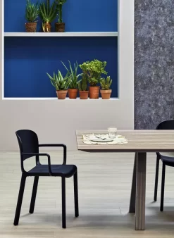 Pedrali Dome Tuinstoel Met Armleuning Rood -Meubelwinkel x886x886 pedrali dome tuinstoel met armleuning4.jpg.pagespeed.ic .gXiRwSu7UQ