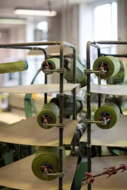 Røros Tweed Isak Kussen 60x60 Red Sumac -Meubelwinkel x886x886 ror s tweed fri plaid 150x20020.jpg.pagespeed.ic .GjOjgYoHcg