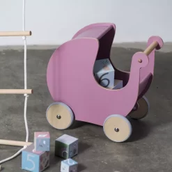 Sebra Poppenwagen Speelgoed Blossom Pink 13 Sebra Poppenwagen Speelgoed Blossom Pink -Meubelwinkel x886x886 sebra poppenwagen speelgoed2.jpg.pagespeed.ic .iauGriAG6C