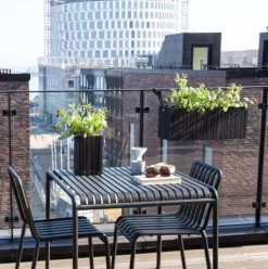 Squarely Copenhagen GrowSmall Plantenbak Incl Waterreservoir 14x14 Zwart Essen -Meubelwinkel x886x886 squarely growsmall plantenbak incl waterreservoir 14x141.JPG.pagespeed.ic .6S 0xI3 pS