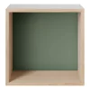 Muuto Stacked 2.0 Kast Met Backboard Medium Eiken/lichtgroen