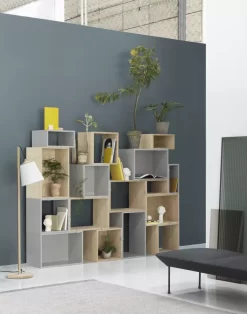 Muuto Stacked 2.0 Kast Met Backboard Small Lichtgrijs -Meubelwinkel x886x886 stacked 2 0 kast met backboard small14.jpg.pagespeed.ic .q I90jxRTN