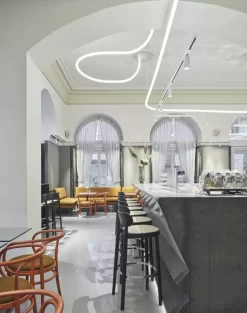 Thonet 118 HT Barkruk 65cm Licht Beuken -Meubelwinkel x886x886 thonet 118 ht barkruk 65cm3.jpeg.pagespeed.ic .eqtC7KV9ey