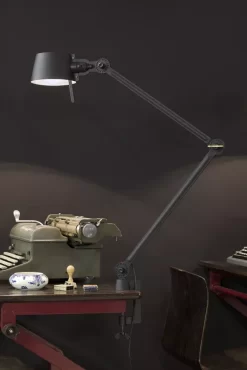 Tonone Bolt 2 Arm Klemlamp Lighting White -Meubelwinkel x886x886 tonone bolt 2 arm bureaulamp met tafelklem9.jpg.pagespeed.ic .unon9t5yPI