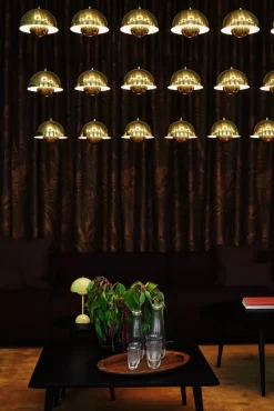 &tradition In Between SK13 Bijzettafel Ø48 Black Lacquered Oak -Meubelwinkel x886x886 tradition flowerpot vp9 tafellamp52.jpg.pagespeed.ic .x9BaqGOkZl