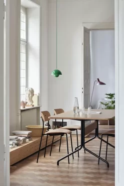 &tradition Pavilion AV24 Tafel 250x110 Zwart Onderstel, Gelakt Eiken 8 &tradition Pavilion AV24 Tafel 250x110 Zwart Onderstel, Gelakt Eiken -Meubelwinkel x886x886 tradition pavilion av24 tafel 250x110 zwart onderstel.jpg.pagespeed.ic .4aKdCihyQN