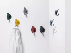 Van Esch Krok HJH Kapstok Met Magneet Zwart -Meubelwinkel x886x886 vanesch hjh kapstok familie sfeer 1.jpg.pagespeed.ic .fOo0FBYH A