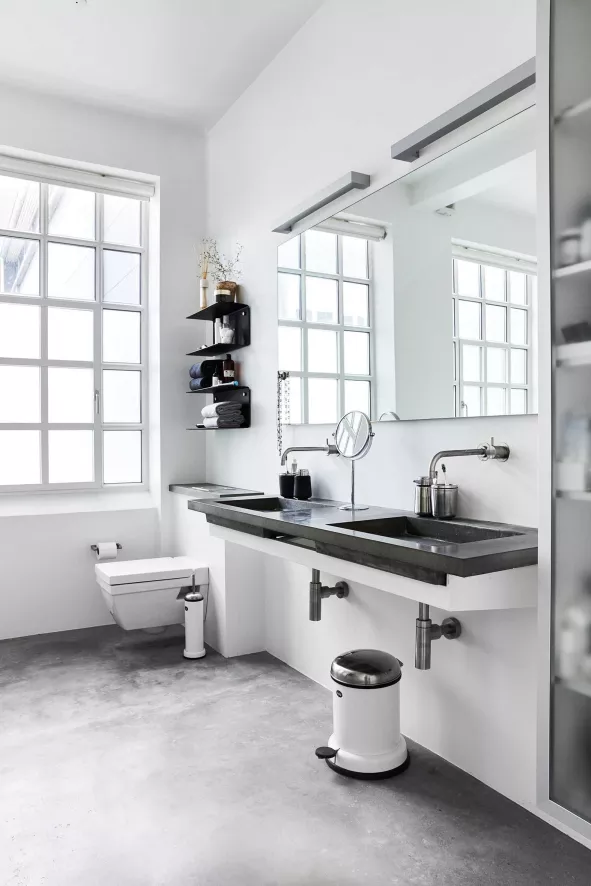 VIPP Vipp14 Pedaalemmer 8L Zwart 7 VIPP Vipp14 Pedaalemmer 8L Zwart - Afbeelding 7