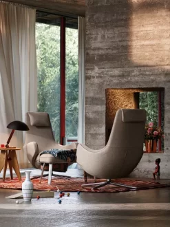 Vitra Grand Repos Loungestoel Met Ottoman, Leder Premium Camel -Meubelwinkel x886x886 vitra grand repos ottoman loungestoel cosy lichtgrijs sfeer 1.jpg.pagespeed.ic .Cu6ZqEw81V