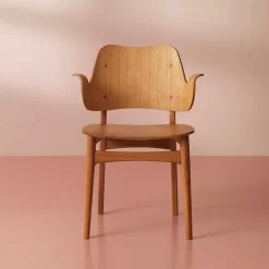 Warm Nordic Gesture Stoel Rust Gelakt Beuken -Meubelwinkel x886x886 warm nordic gesture stoel4.jpg.pagespeed.ic .eZL6cAfDnj